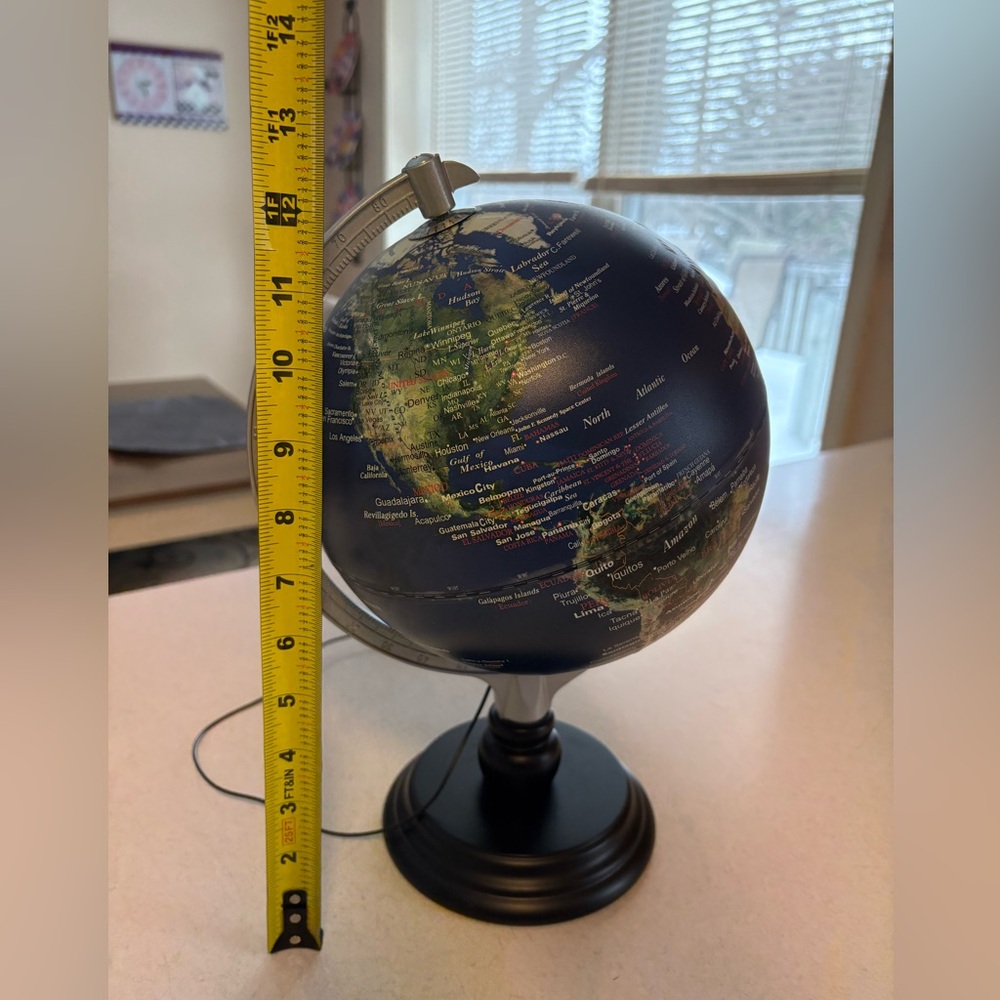 Illuminated Blue Globe with Black Base World Globe Educational Geography Globe - Picture 10 of 10